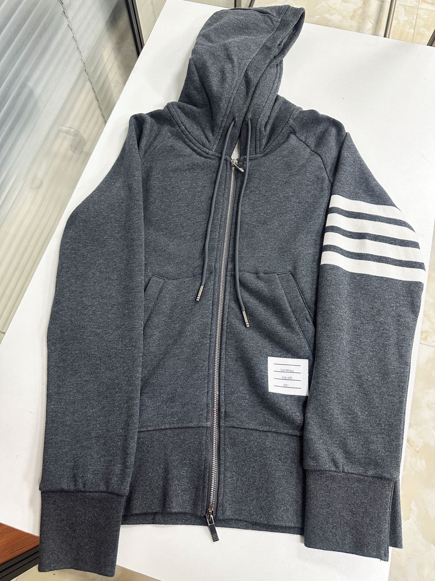 톰브라운 남성 후드 126375 Thom Browne Hoodie 썸네일 이미지
