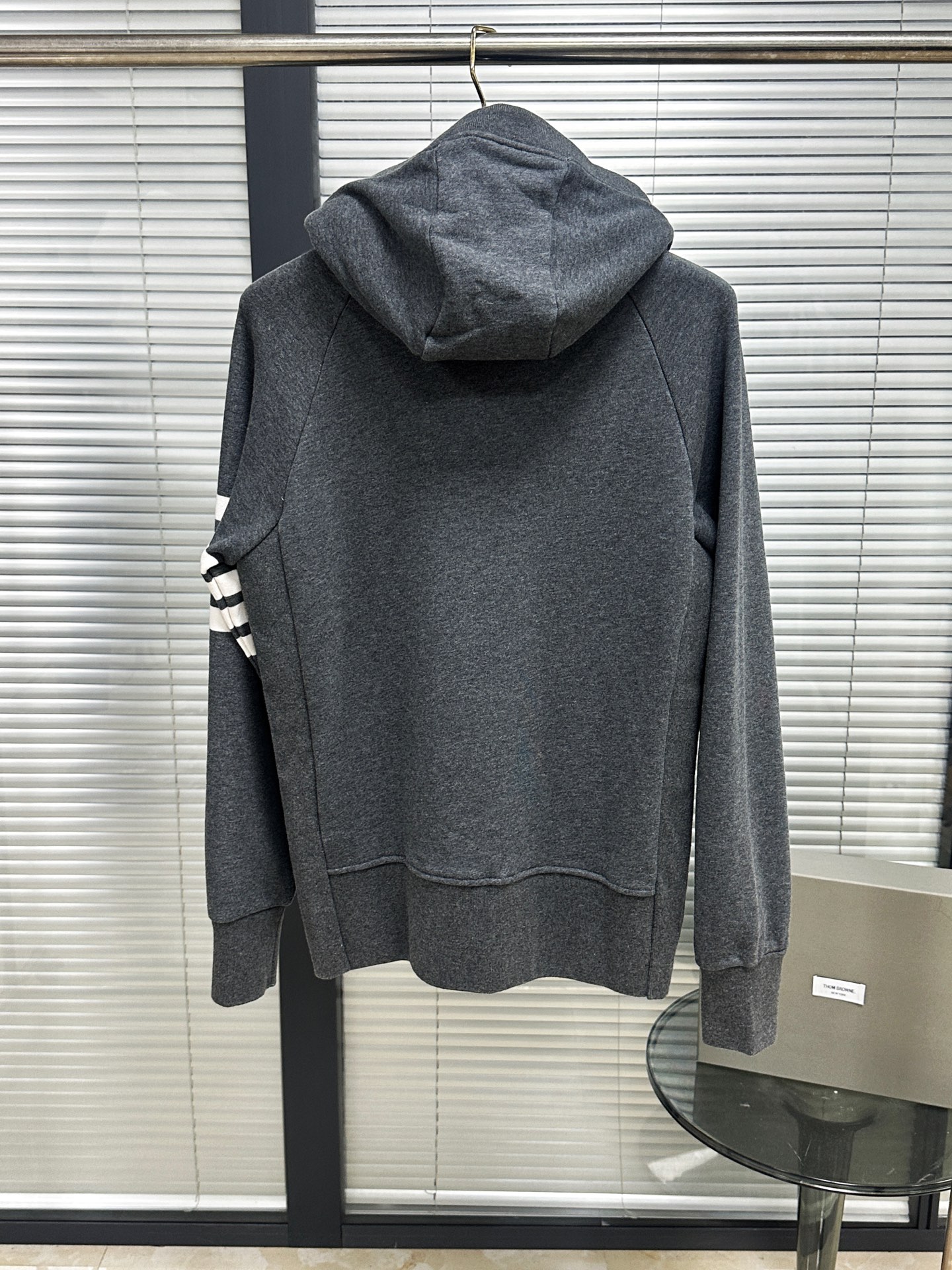 톰브라운 남성 후드 126375 Thom Browne Hoodie 썸네일 이미지