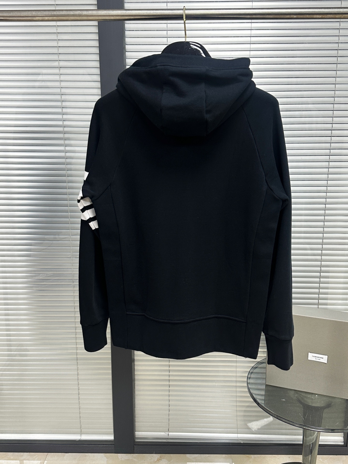 톰브라운 남성 후드 126374 Thom Browne Hoodie 썸네일 이미지