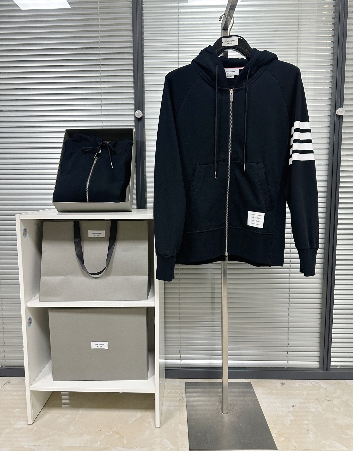 톰브라운 남성 후드 126374 Thom Browne Hoodie 썸네일 이미지