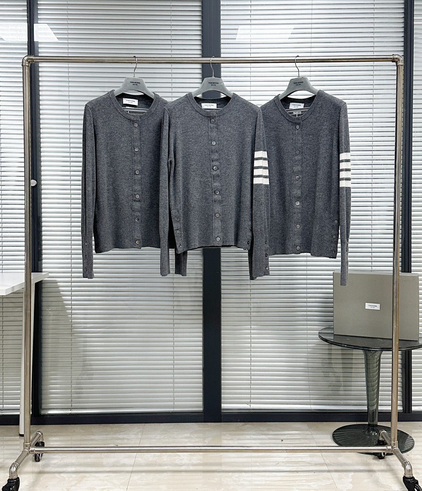 톰브라운 남성 가디건 142956 Thom Browne Cardigan