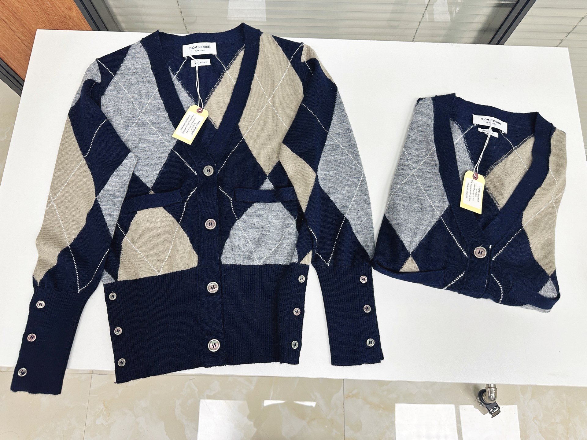 톰브라운 여성 가디건 142914 Thom Browne Cardigan 상세 이미지 6