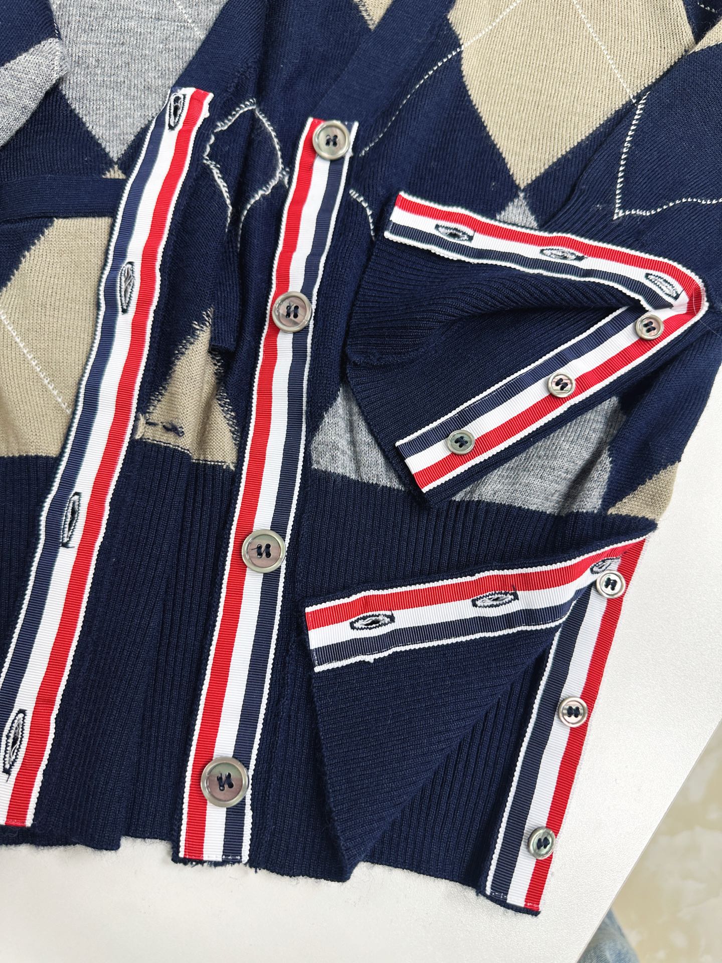 톰브라운 여성 가디건 142914 Thom Browne Cardigan 상세 이미지 8