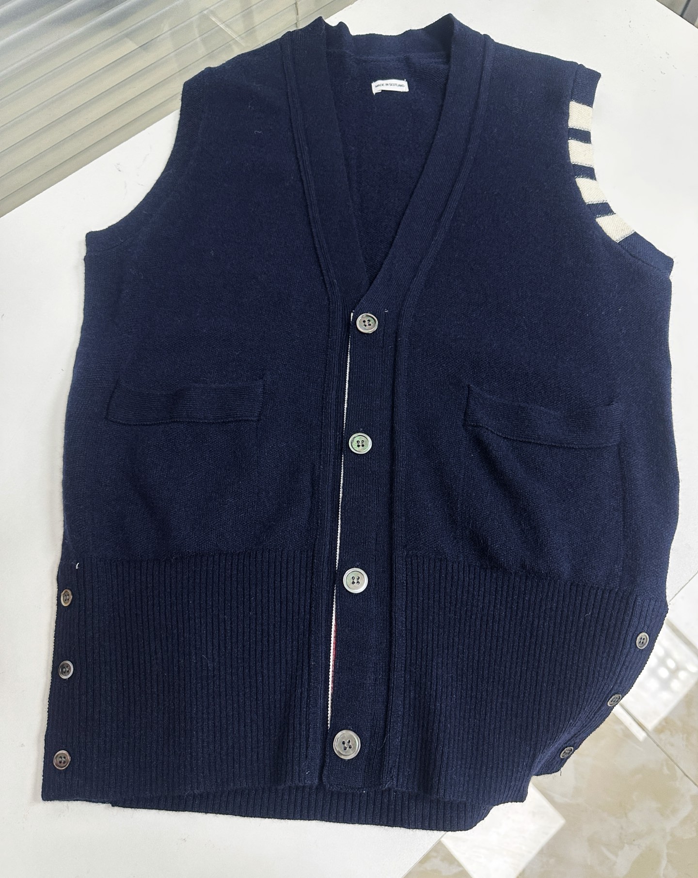 톰브라운 남성 반팔 126382 Thom Browne T Shirt 썸네일 이미지