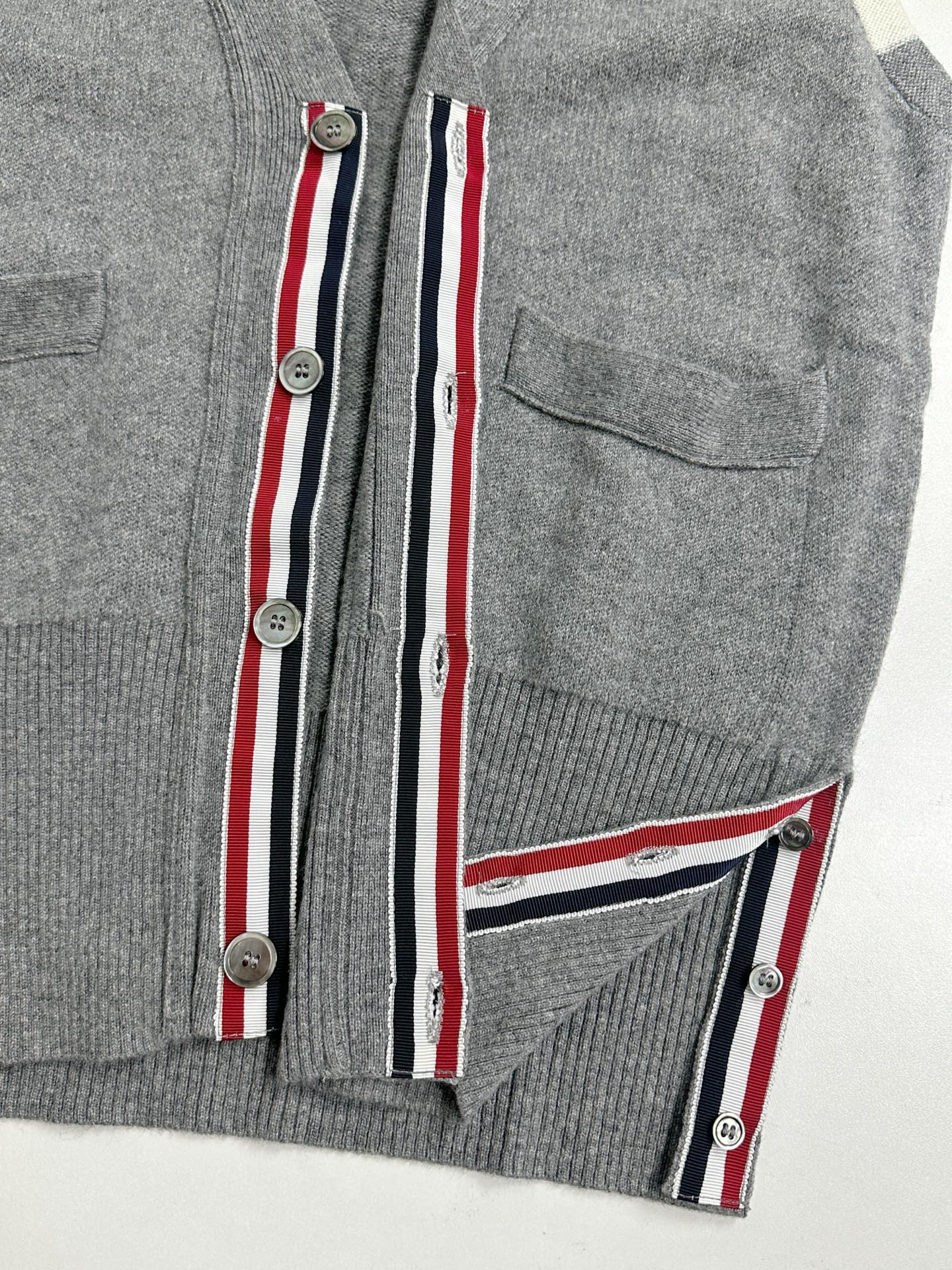 톰브라운 남성 반팔 126381 Thom Browne T Shirt 썸네일 이미지
