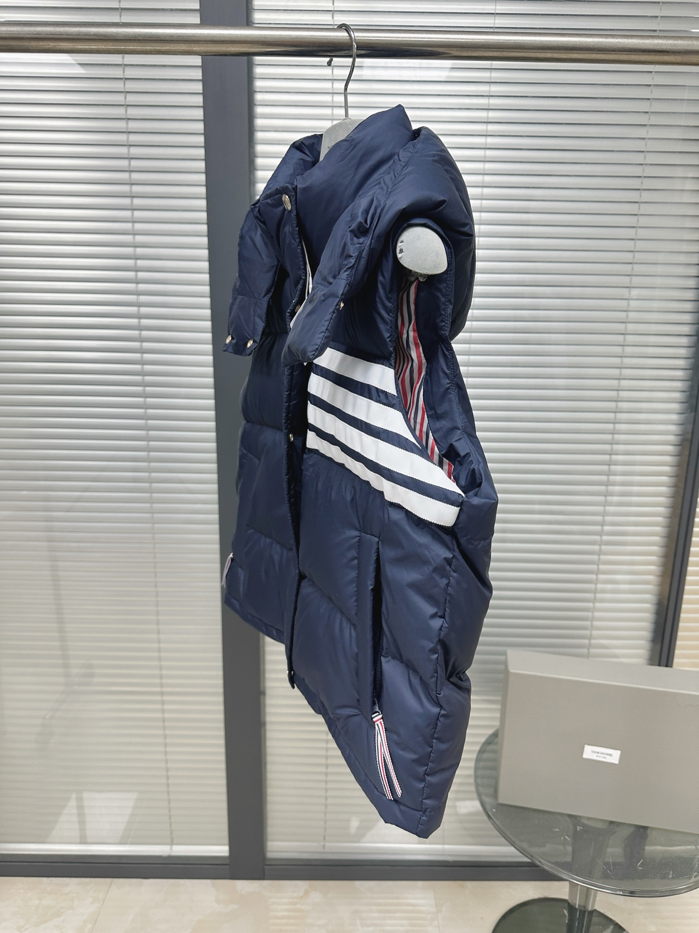 톰브라운 여성 패딩 143021 Thom Browne Padding 상세 이미지 3