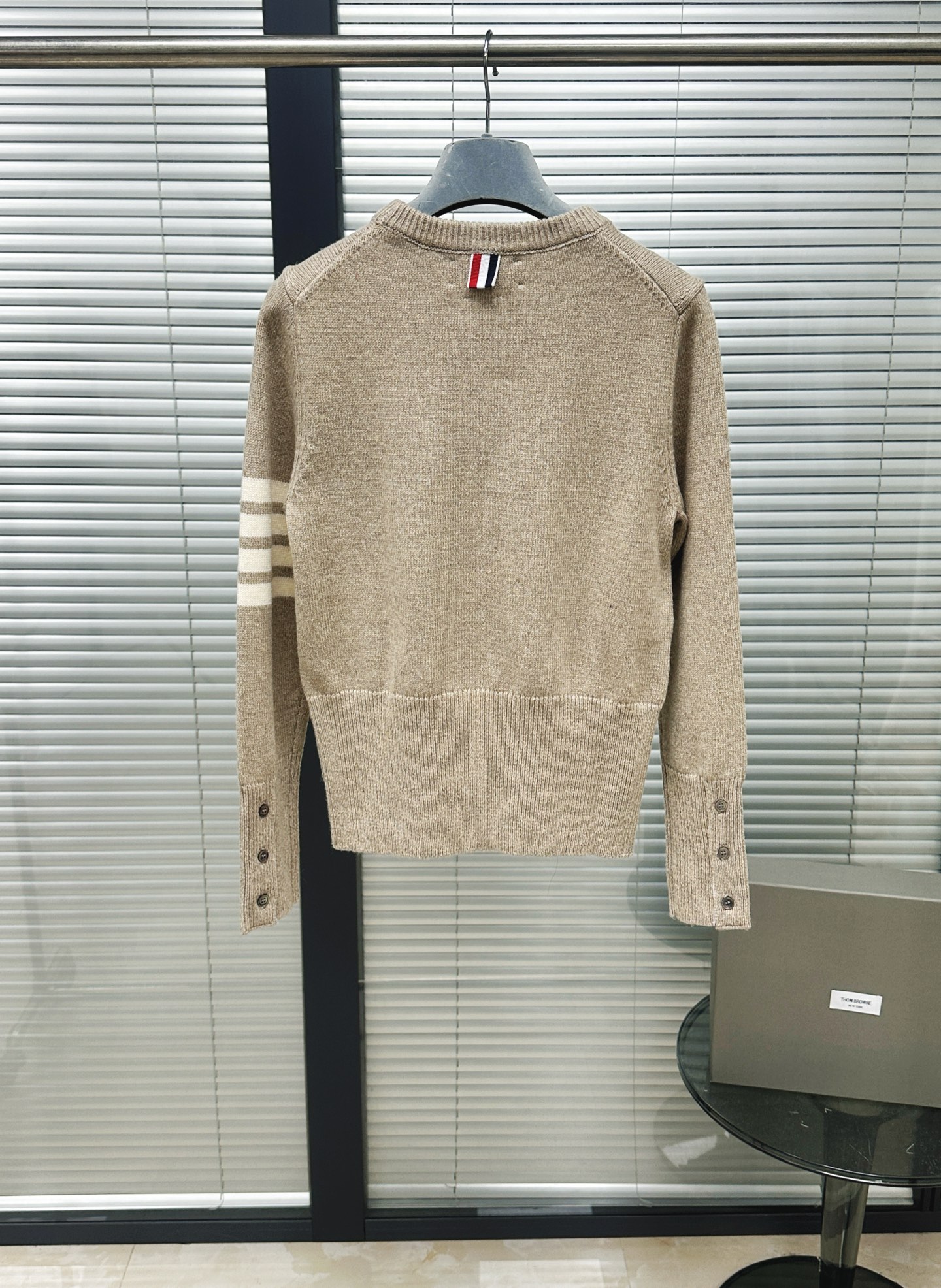 톰브라운 여성 니트 143041 Thom Browne Knit 상세 이미지 2