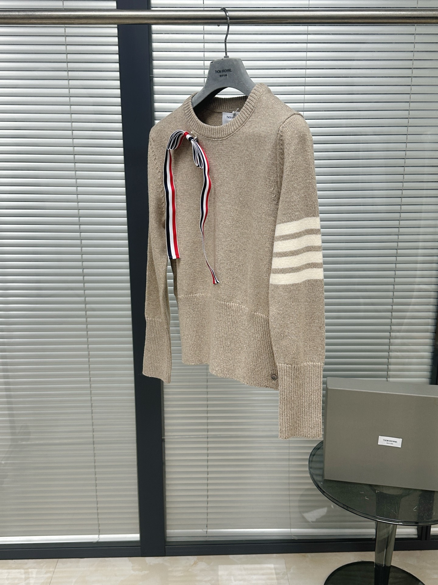 톰브라운 여성 니트 143041 Thom Browne Knit 상세 이미지 3