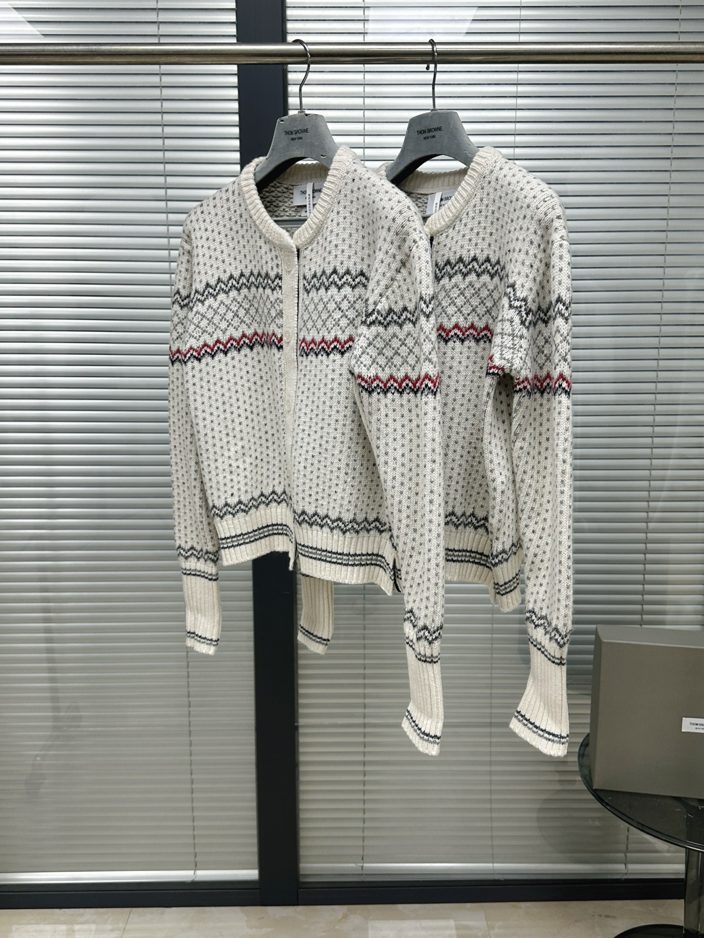 톰브라운 여성 가디건 142949 Thom Browne Cardigan 상세 이미지 4