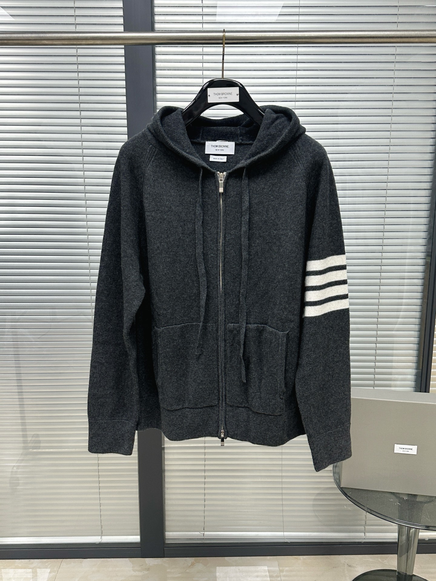 톰브라운 남성 자켓 143007 Thom Browne Jacket 상세 이미지 2