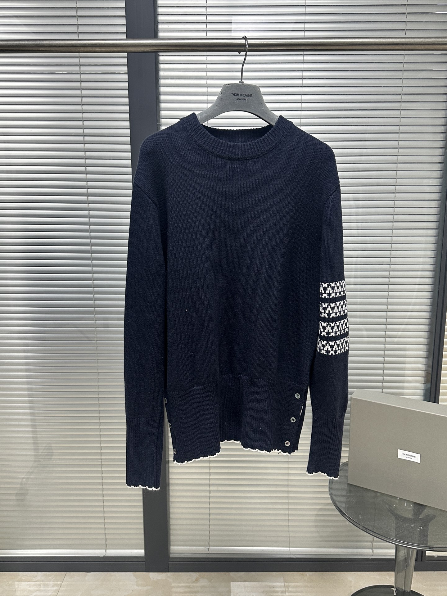 톰브라운 남성 니트 143003 Thom Browne Knit 상세 이미지 3