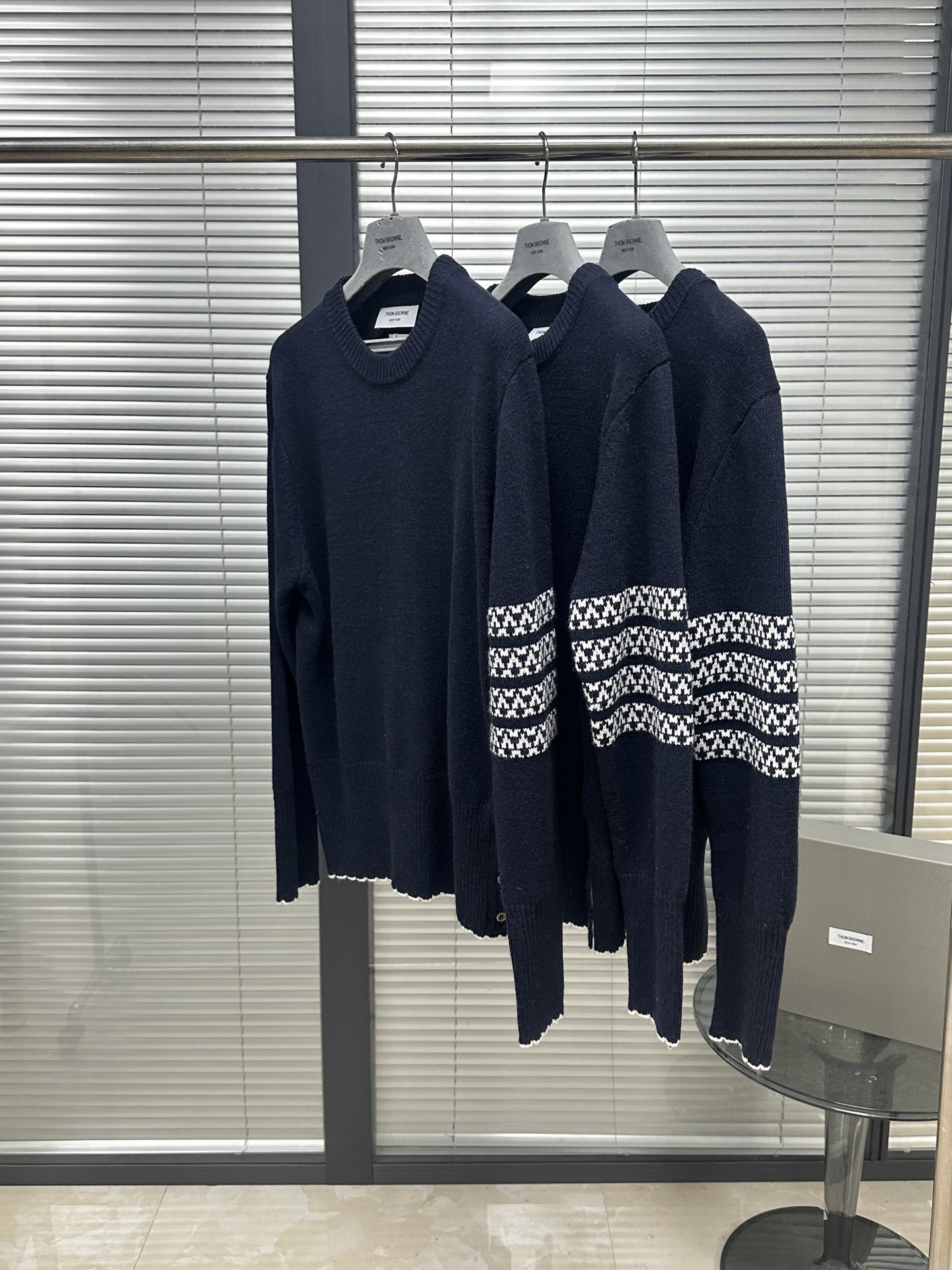 톰브라운 남성 니트 143003 Thom Browne Knit 상세 이미지 4