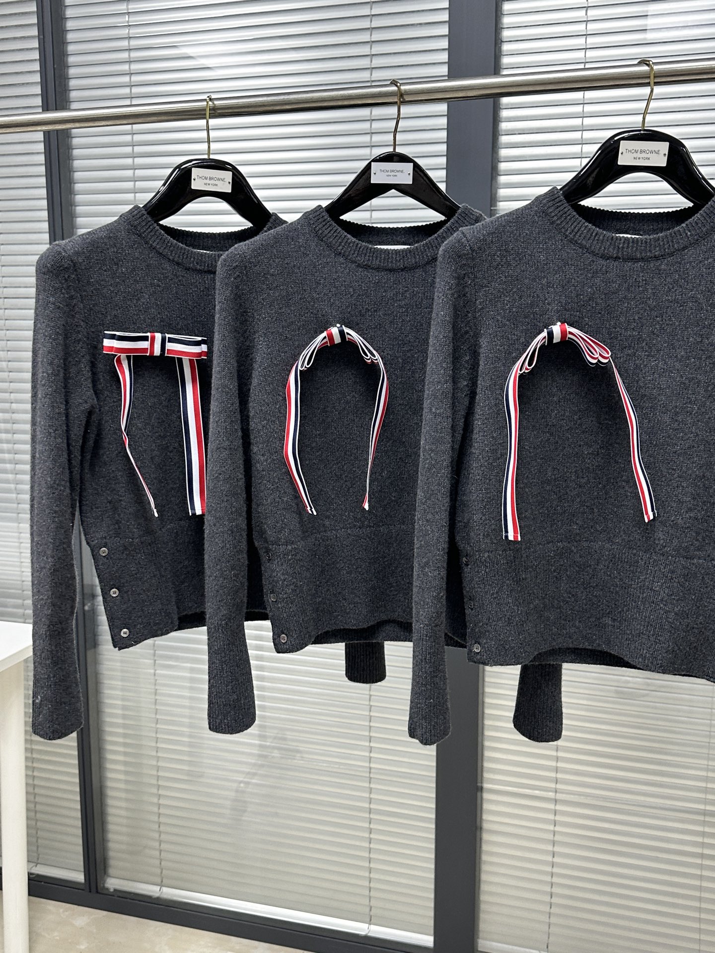 톰브라운 여성 니트 142989 Thom Browne Knit 상세 이미지 6