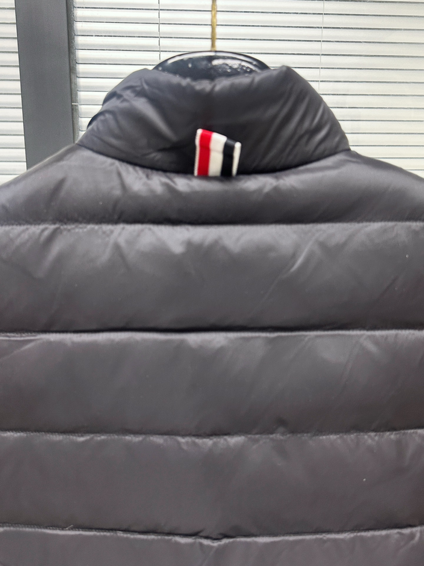 톰브라운 남성 패딩 143009 Thom Browne Padding 상세 이미지 3