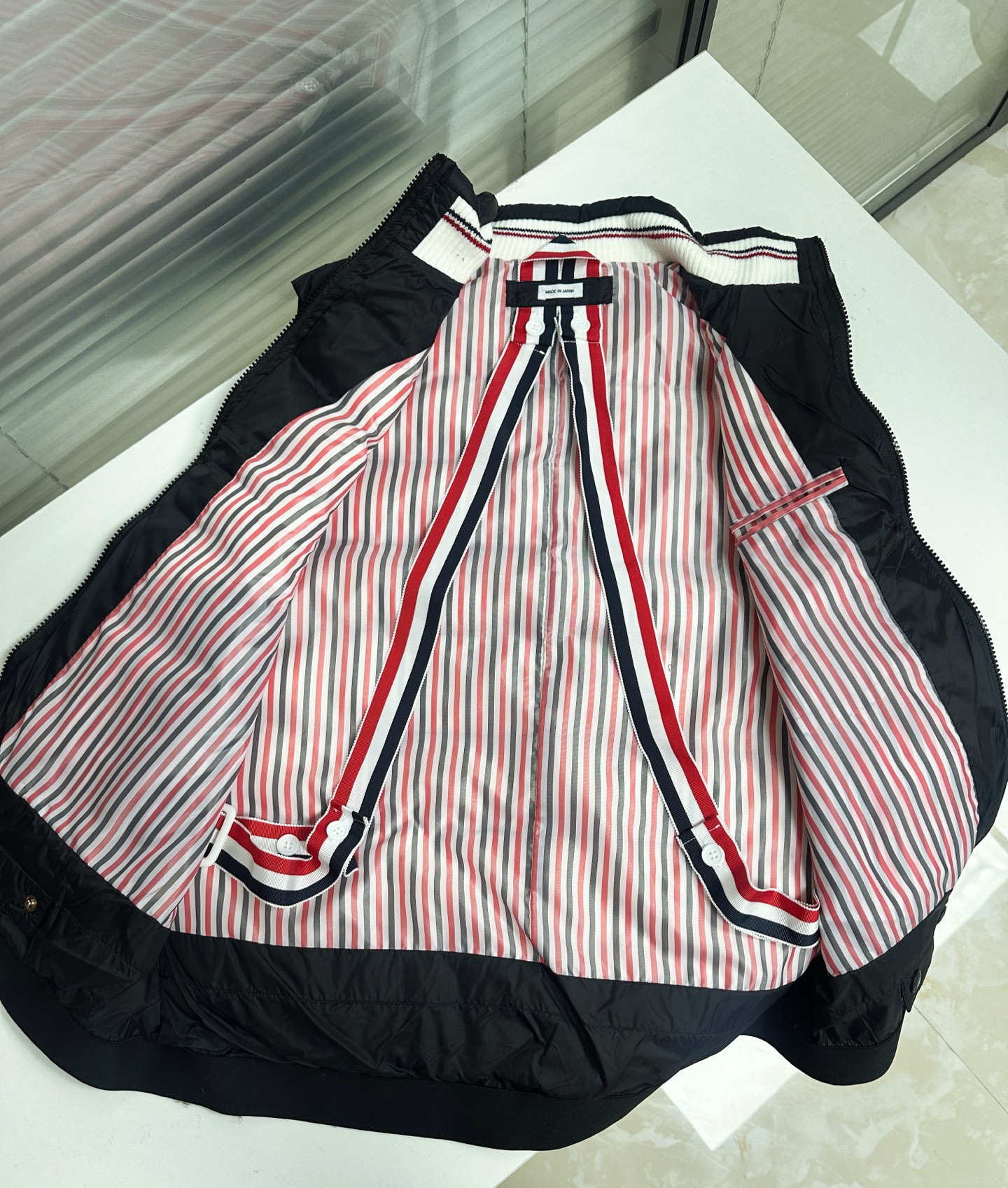 톰브라운 남성 패딩 143009 Thom Browne Padding 상세 이미지 8