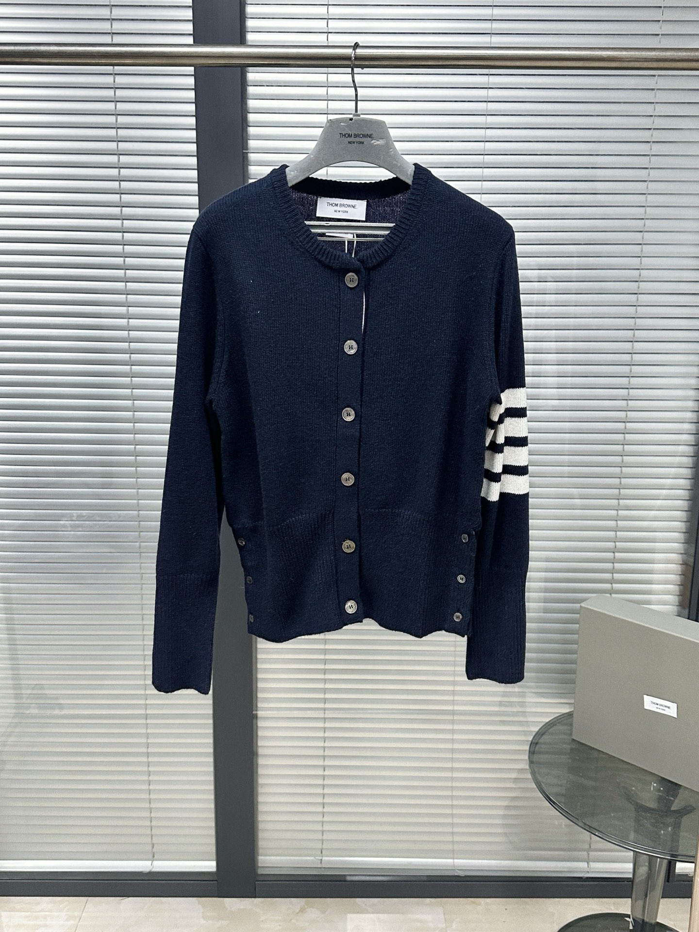 톰브라운 네이비 블루 남성 후드 레플리카 46568 Thom Browne 상세 이미지 2