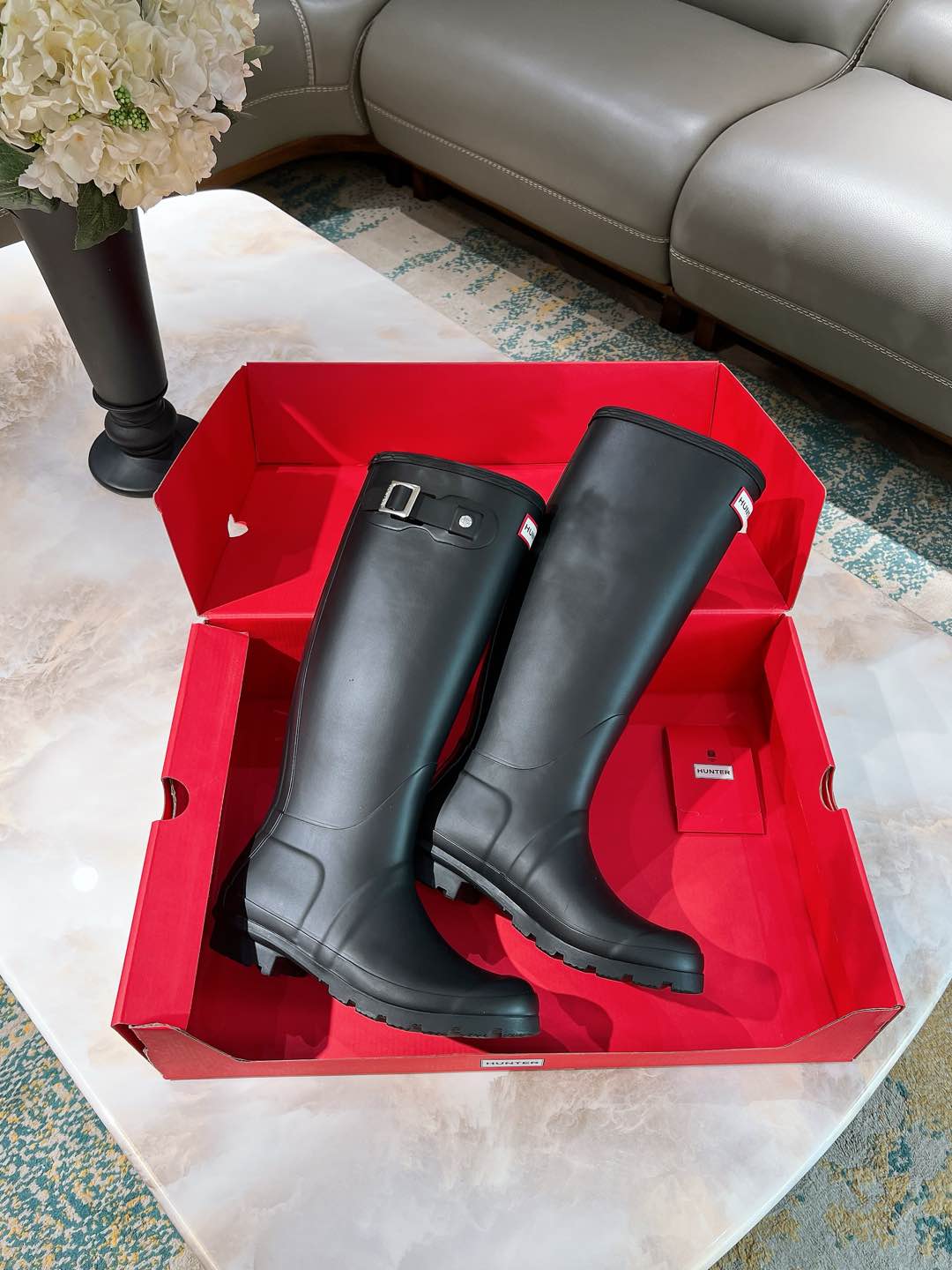 “Bobley Factory: Hunter’s Stylish Rain Boots Since 1856 with Royal British Design” - 图片 3