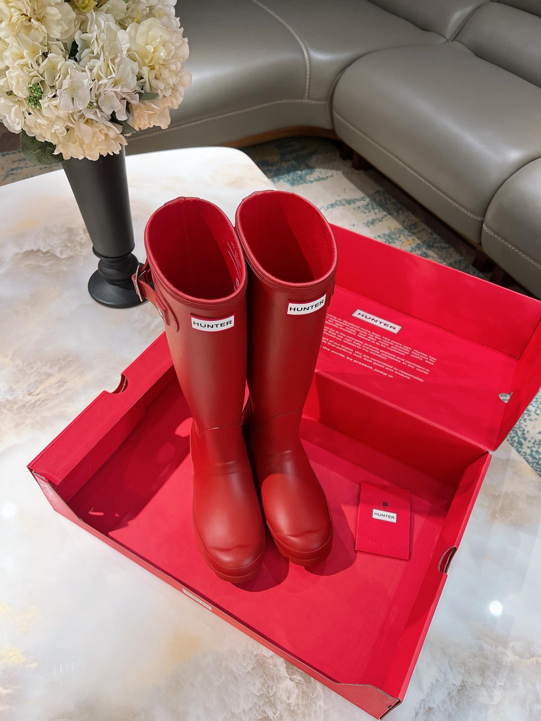 “Bobley Factory: Hunter’s 2024 Rain Boots with British Royal Style” - 图片 8