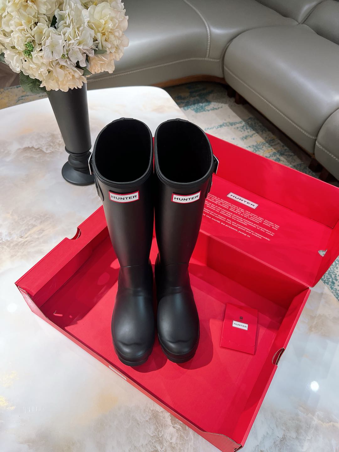 “Bobley Factory: Hunter’s Stylish Rain Boots Since 1856 with Royal British Design” - 图片 8
