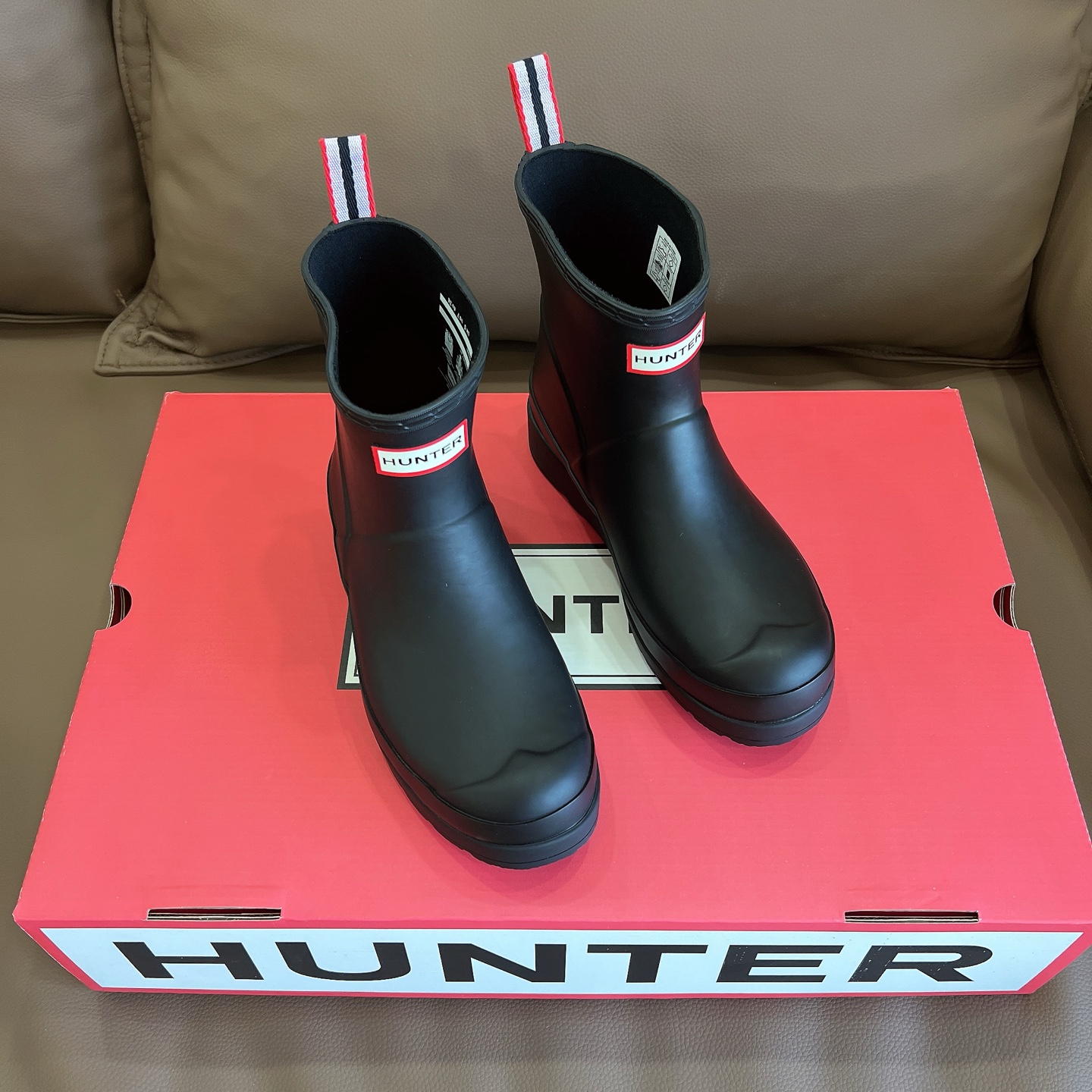 Bobley Factory Introduces $625 Hunter 2025 Long Rain Boots with Classic British Design