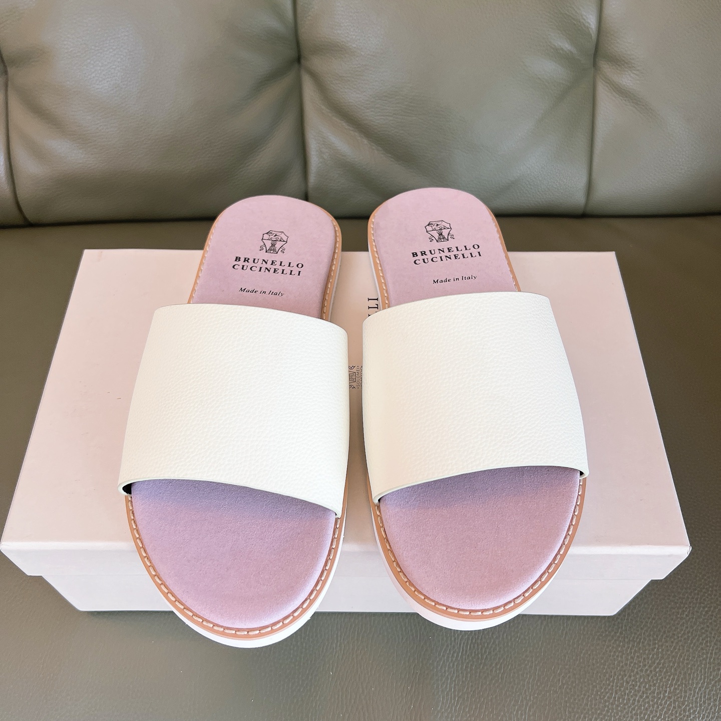 _db09s_gejQuRyeIvcUkX-pmg_BaYoAuIlUd17UQ