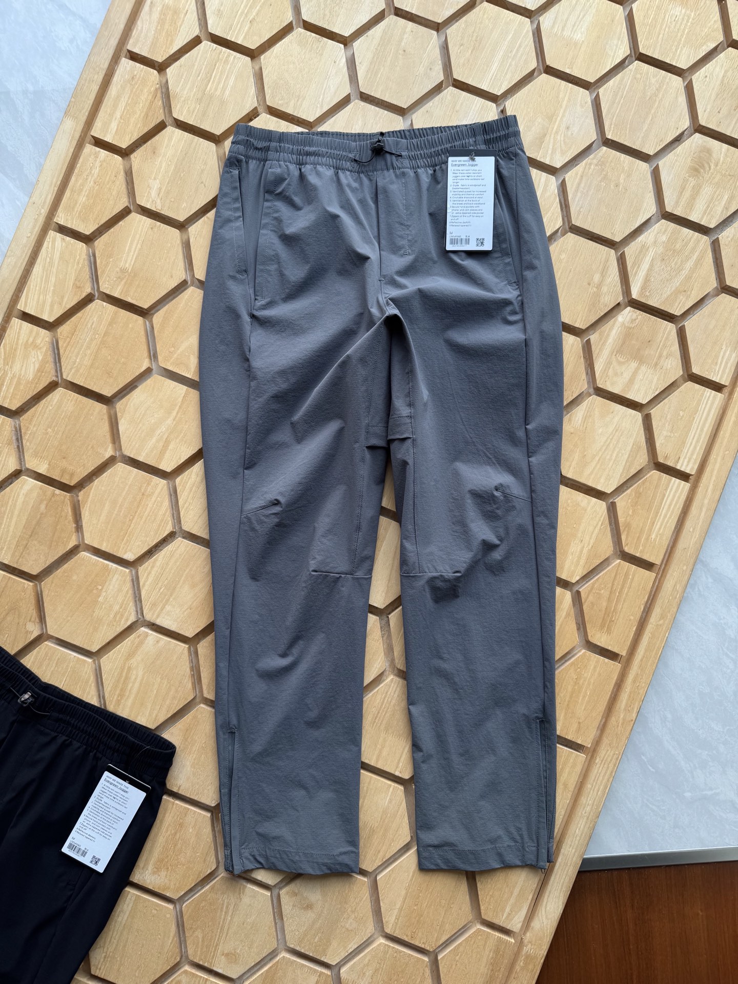 Lulu Men's Bottoms Lululemon Evergreen JoggerMen's Lulu Men's Bottoms yoga