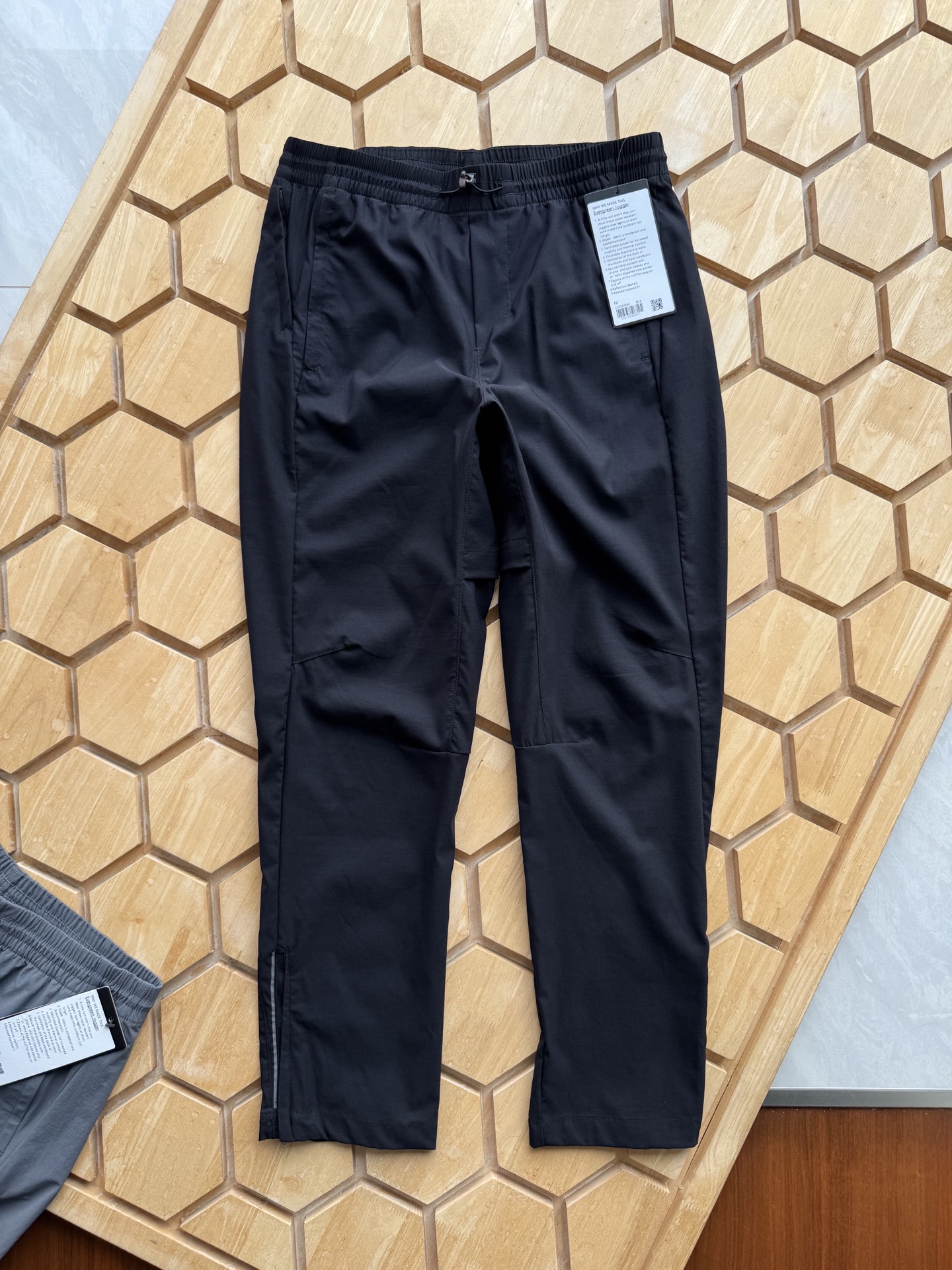 Lulu Men's Bottoms Lululemon Evergreen JoggerMen's Lulu Men's Bottoms yoga