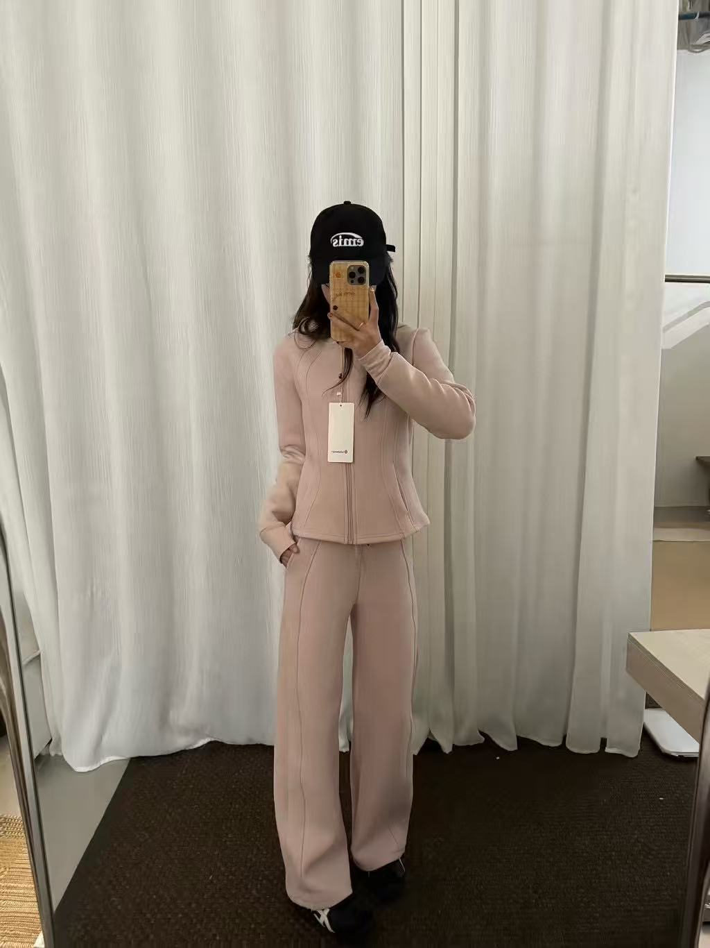 _ddq9s0entDXnEAkaOMMTrpkwD3oMLjBZB0AW6Cw