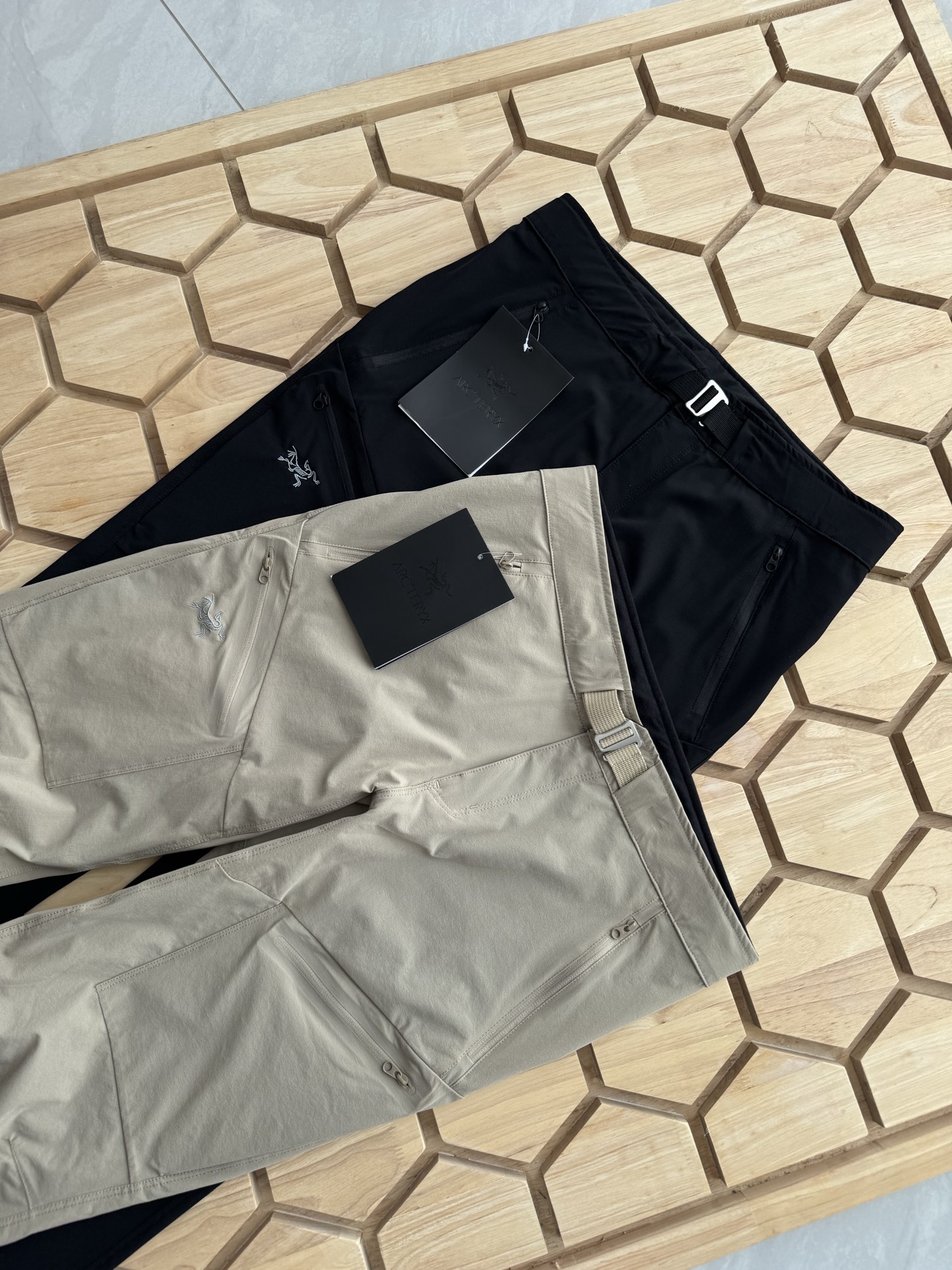 Alternative view of Pants 04367