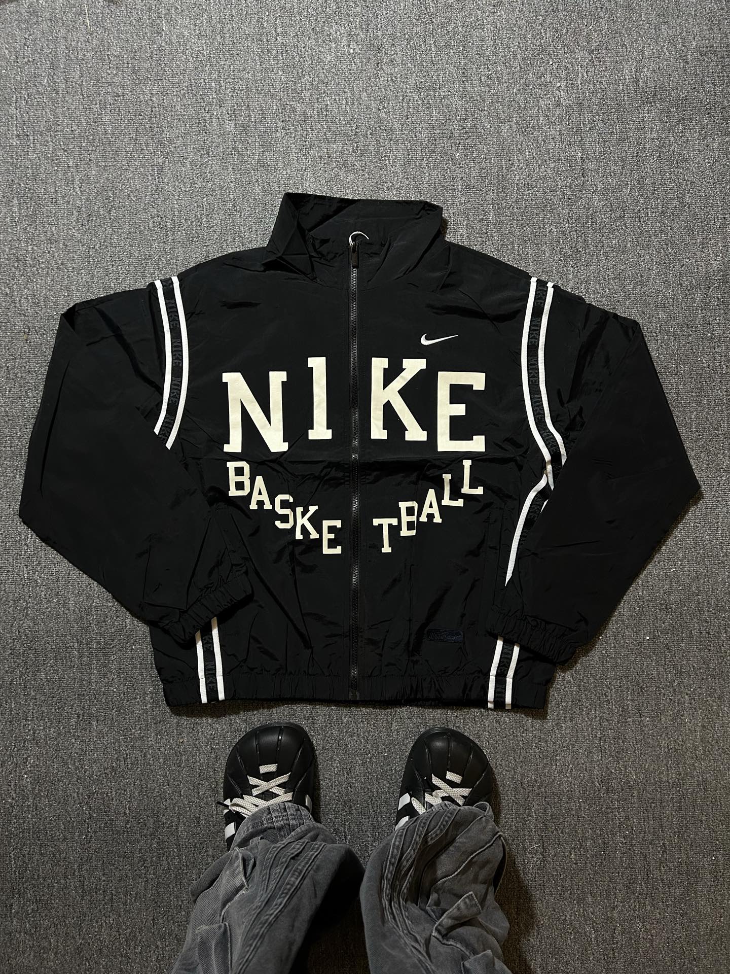 115💰000015 #FF9968 Nike DNA 耐高系列logo字母运动休闲长袖夹克 尺码:S-XXL