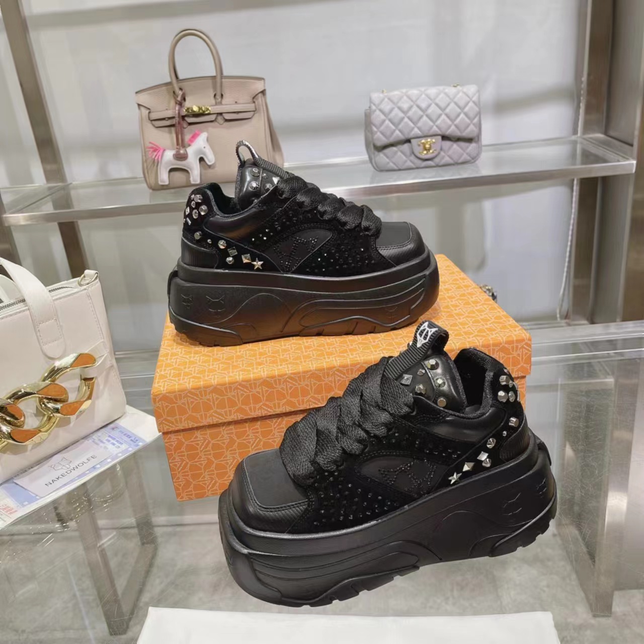 New NAKEEDWOLFE 2023 Collection: Comfortable Heeled Boots for Petite Women - 图片 3