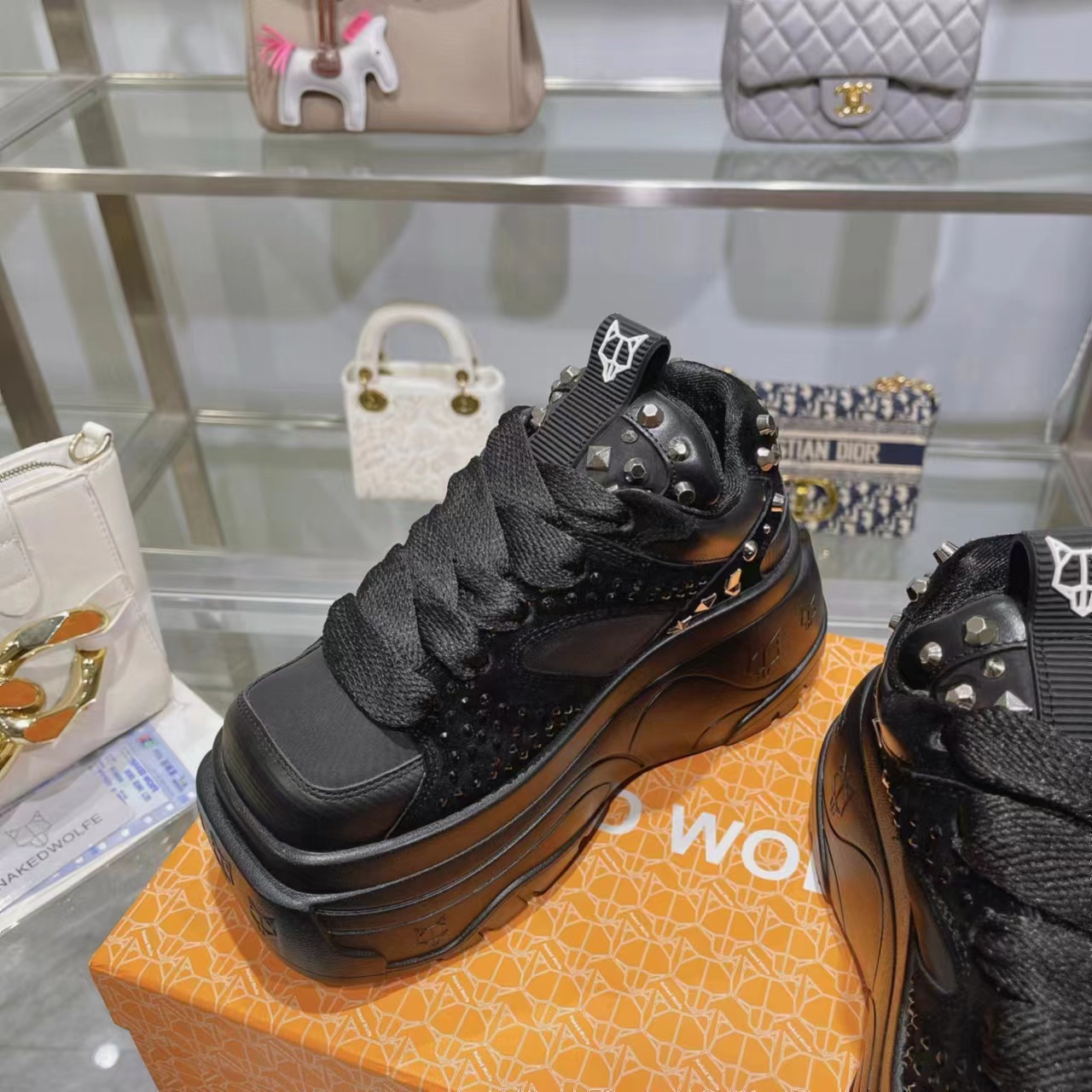 New NAKEEDWOLFE 2023 Collection: Comfortable Heeled Boots for Petite Women - 图片 5