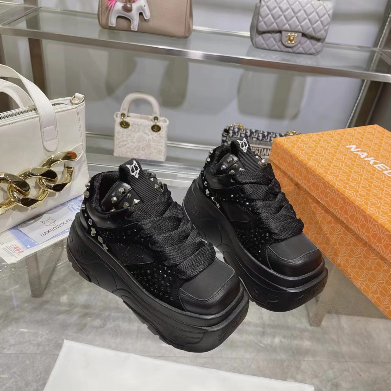 New NAKEEDWOLFE 2023 Collection: Comfortable Heeled Boots for Petite Women - 图片 6