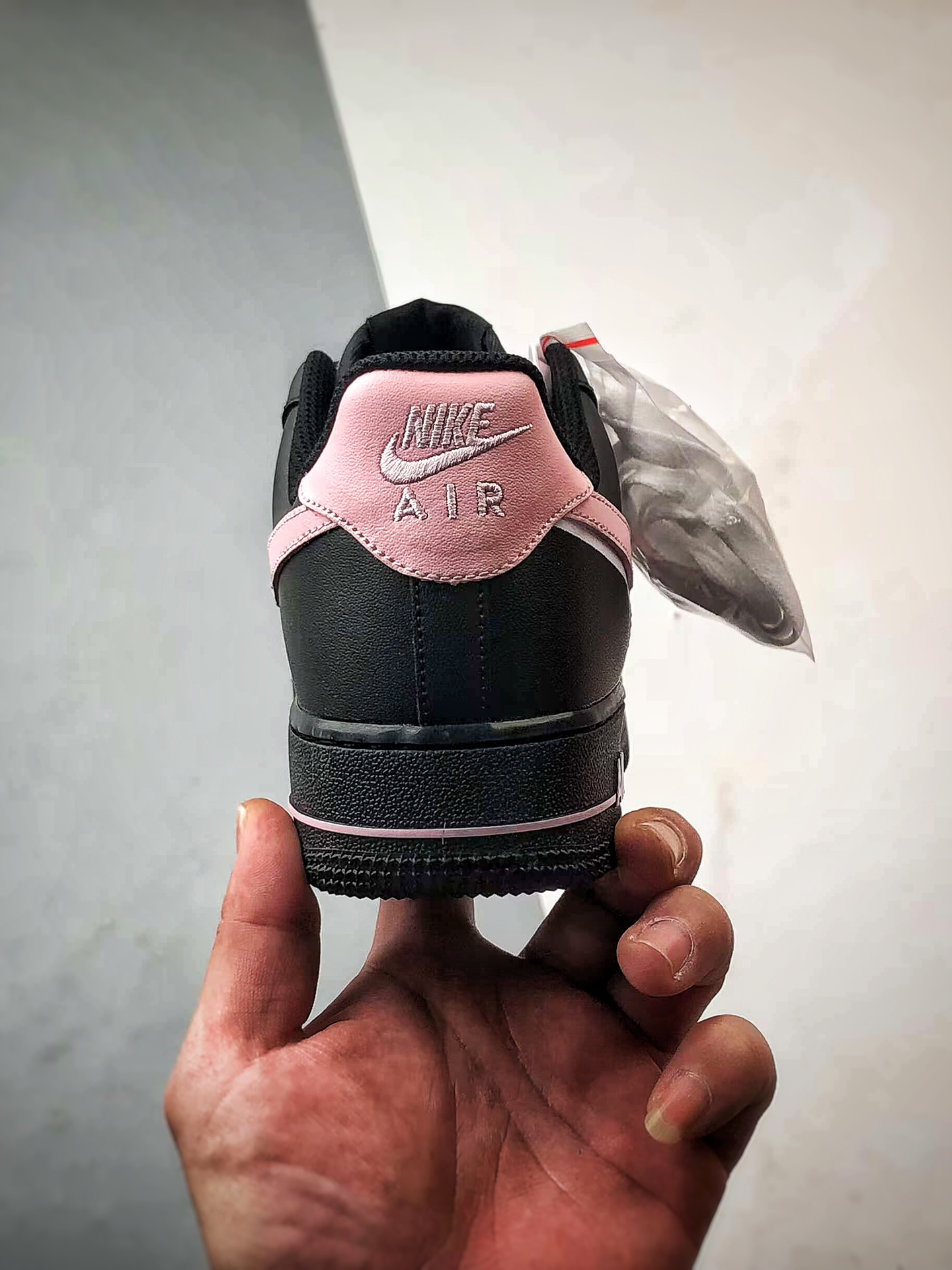 【定制球鞋】Air Force 1 Low 粉色双钩 黑粉 经典休闲运动板鞋  CW2288-028