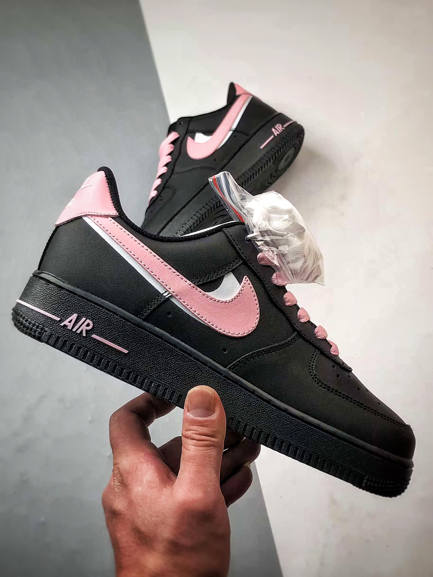 【定制球鞋】Air Force 1 Low 粉色双钩 黑粉 经典休闲运动板鞋  CW2288-028