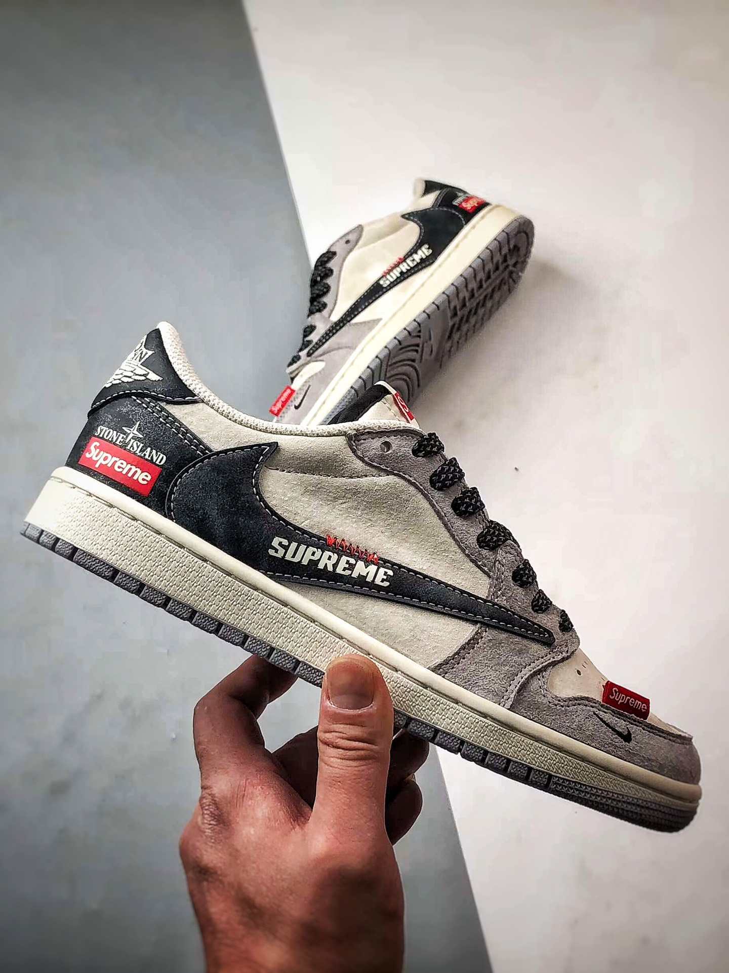 Air Jordan 1 Low OG ”高端定制” Sup麂皮米灰黑倒钩 DM7866-050