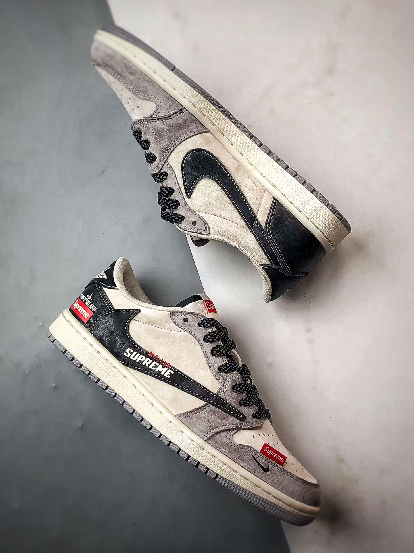 Air Jordan 1 Low OG ”高端定制” Sup麂皮米灰黑倒钩 DM7866-050