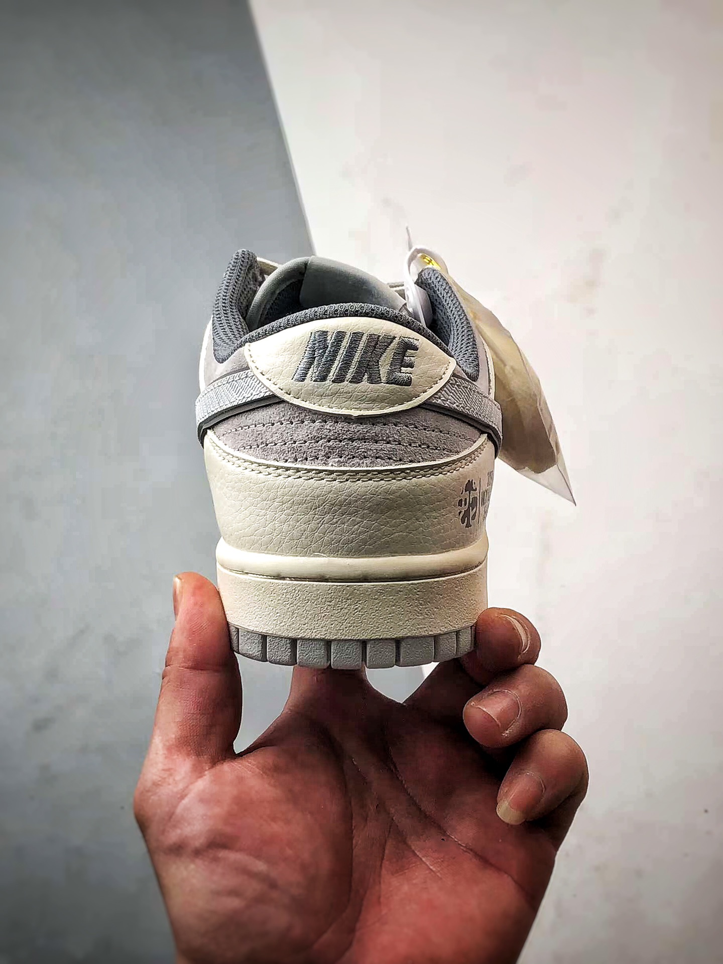 NK Dunk Low Retro ”DIY高端定制” 北面蛇年米白灰 低帮休闲运动板鞋  DM6868-007