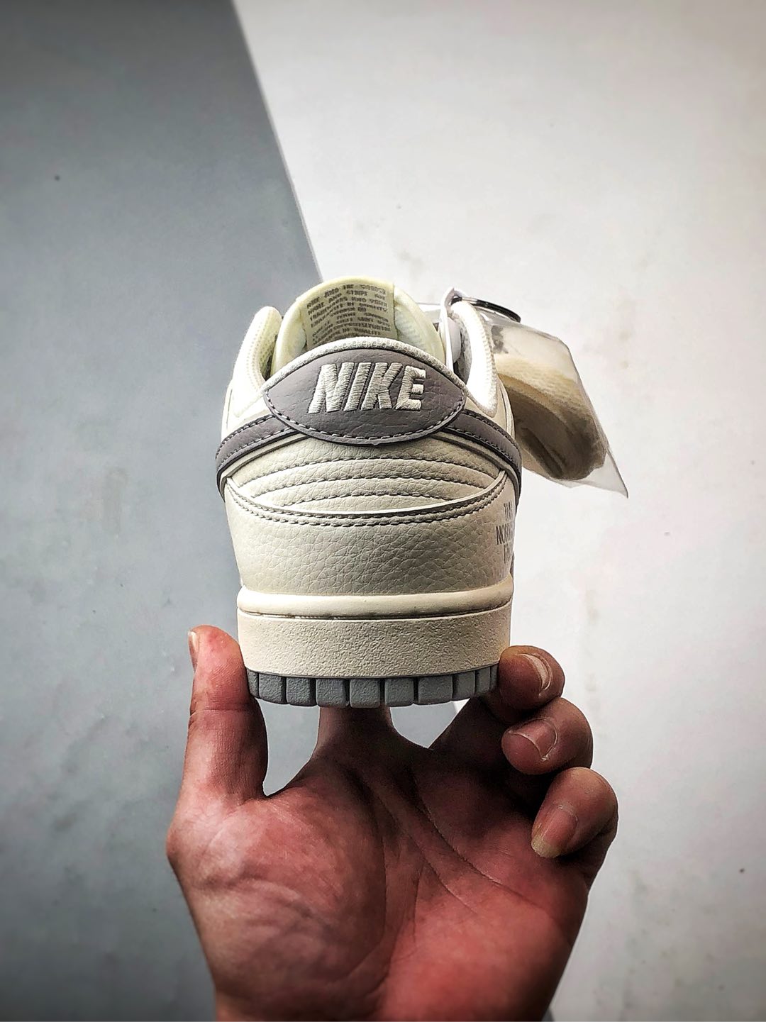 NK Dunk Low Retro ”DIY高端定制” 北面红标米白灰 低帮休闲运动板鞋   BB7518-015