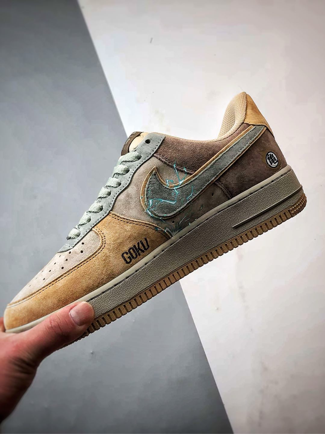 Air Force 1 Low 卡卡罗特棕绿麂皮   CD1212-666