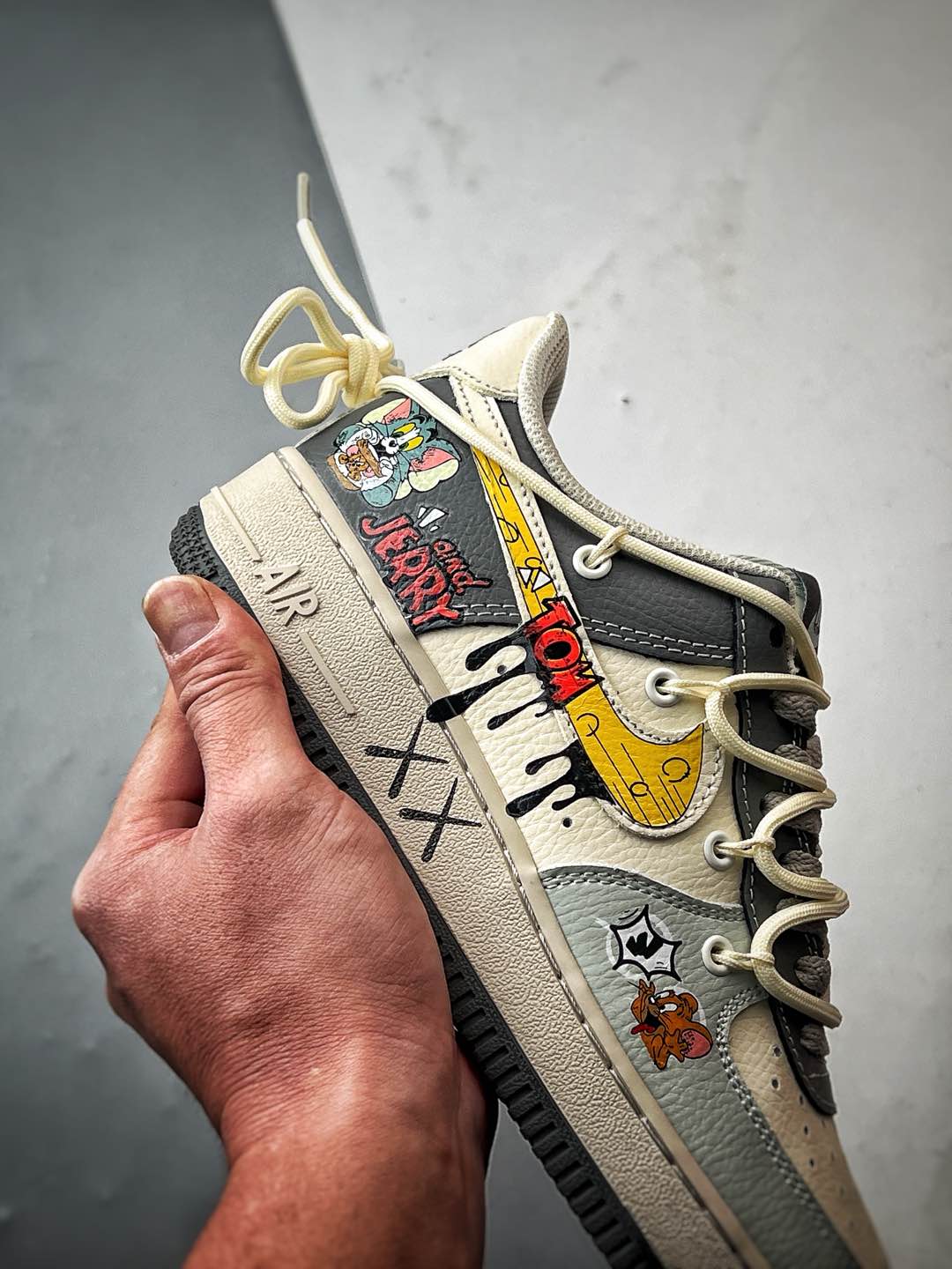 Air Force 1 Low 汤姆和杰瑞抽绳绑带  KS6896-555