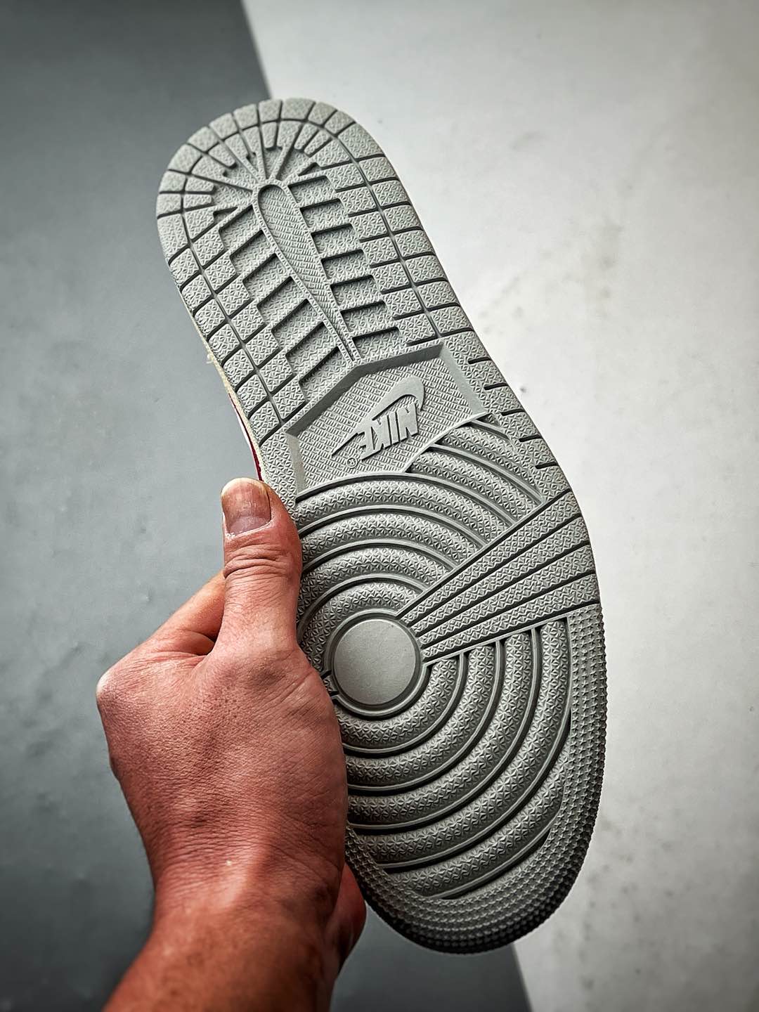 Air Jordan 1 Low OG ”高端定制” 北面米白红线倒钩 AG3702-808