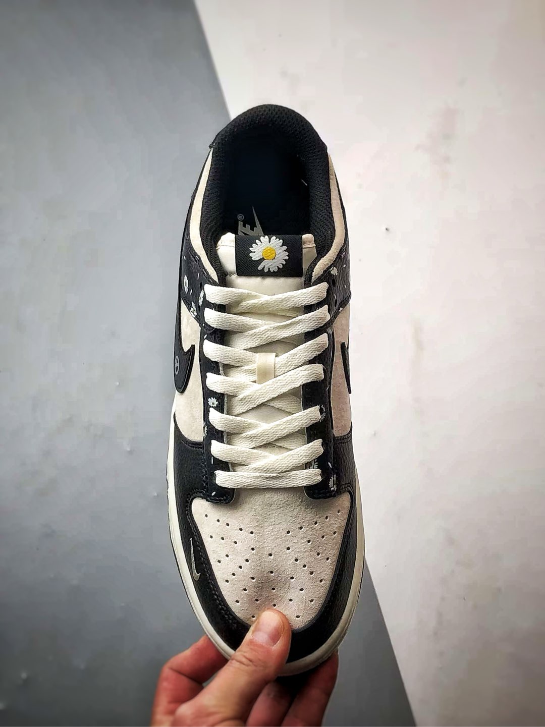 NK Dunk Low Retro ”DIY高端定制” 小雏菊印花米白黑 低帮休闲运动板鞋 DJ2024-069