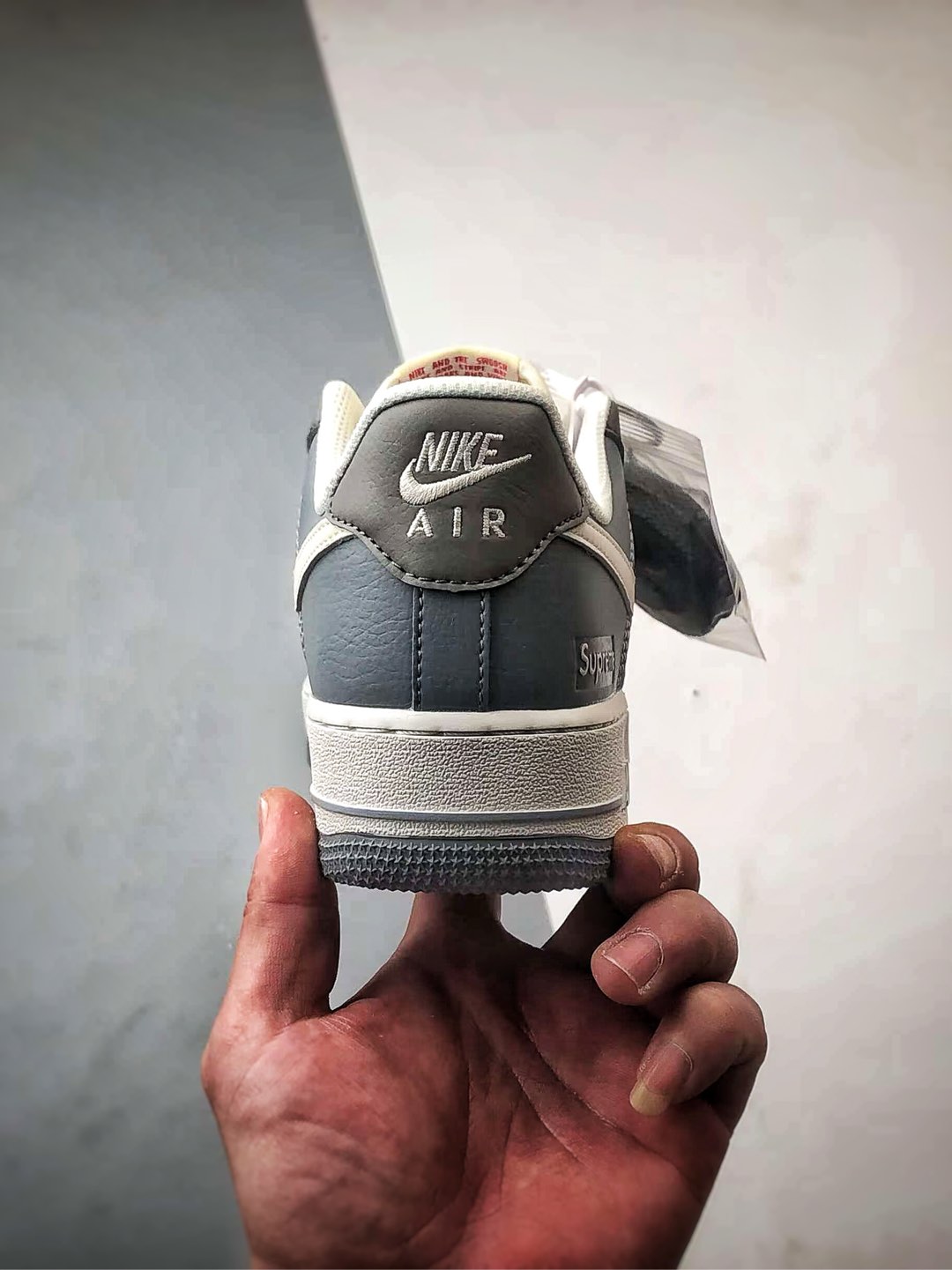 Sup x Air Force 1 Low 米白灰   DM6688-023