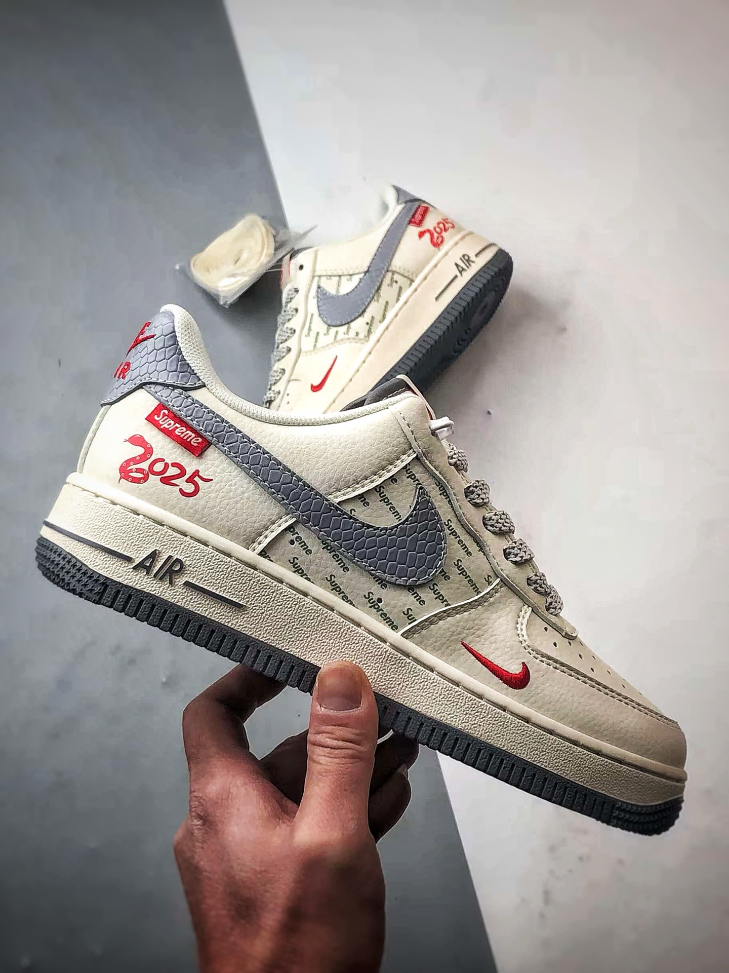 Sup x Air Force 1 Low 蛇年米白灰  XS1958-503