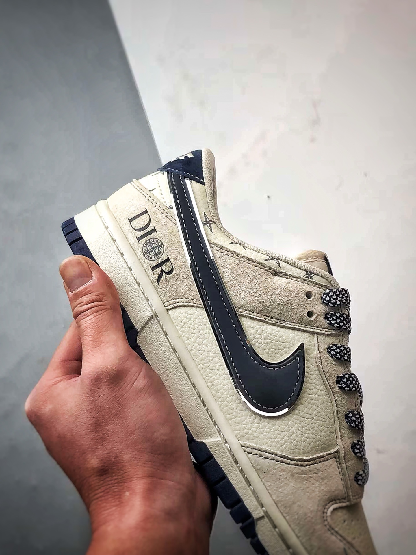 NK Dunk Low Retro ”DIY高端定制” 迪奥石头岛米藏蓝反光钩低帮休闲运动板鞋  DJ2024-085