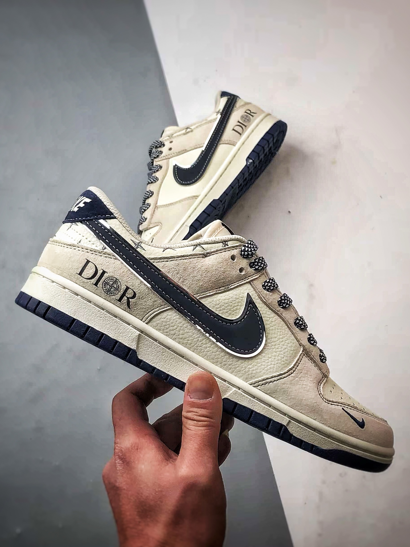 NK Dunk Low Retro ”DIY高端定制” 迪奥石头岛米藏蓝反光钩低帮休闲运动板鞋  DJ2024-085