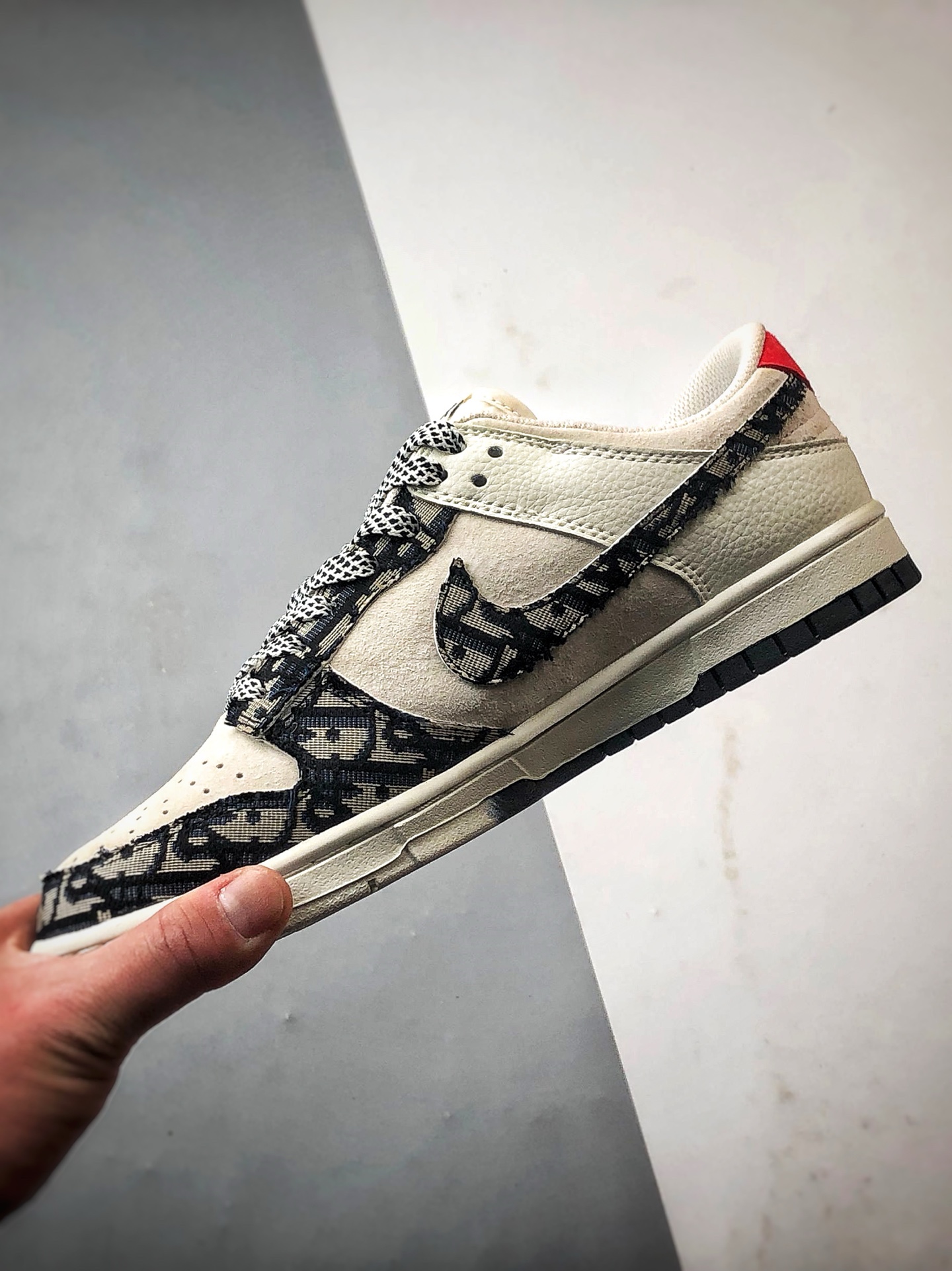NK Dunk Low Retro ”DIY高端定制” 迪奥米黑牛仔花纹 低帮休闲运动板鞋  DJ2024-131