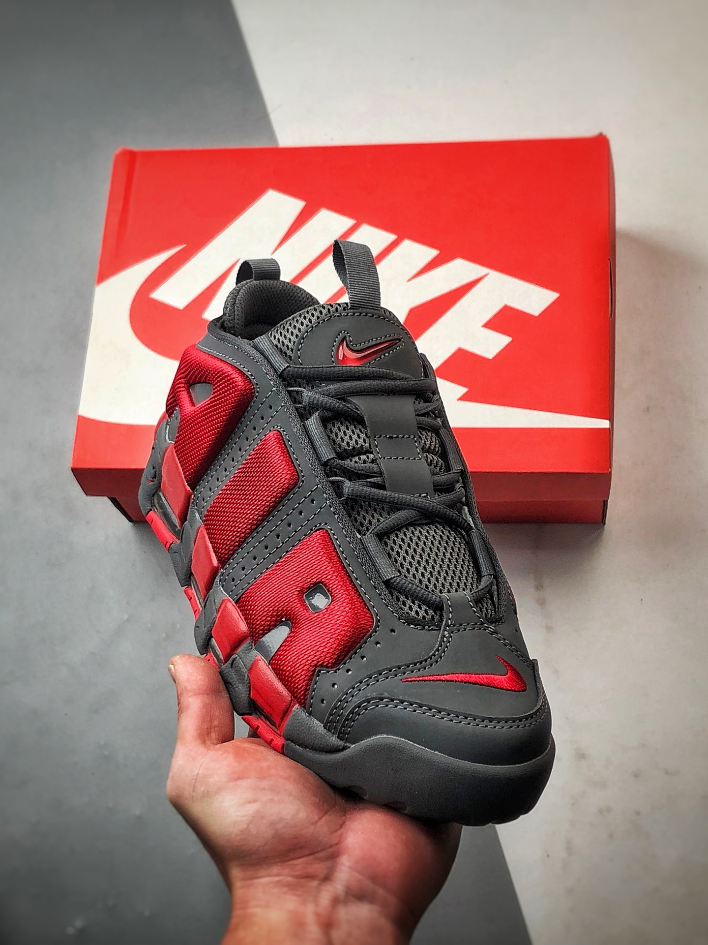 NK Air More Uptempo Low 深灰红  FZ3055-002