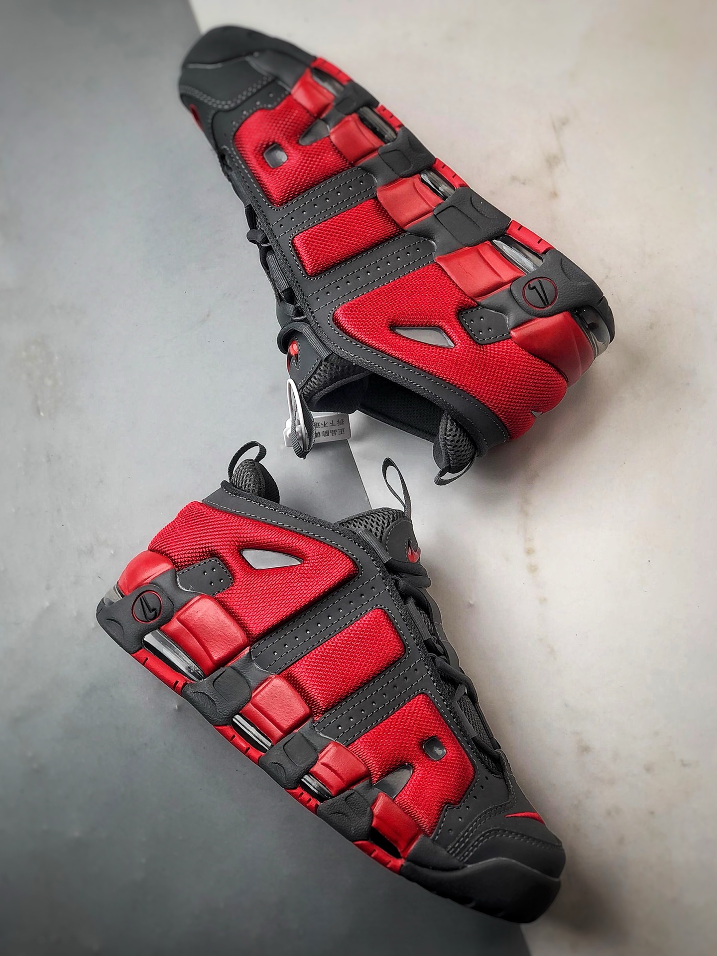NK Air More Uptempo Low 深灰红  FZ3055-002
